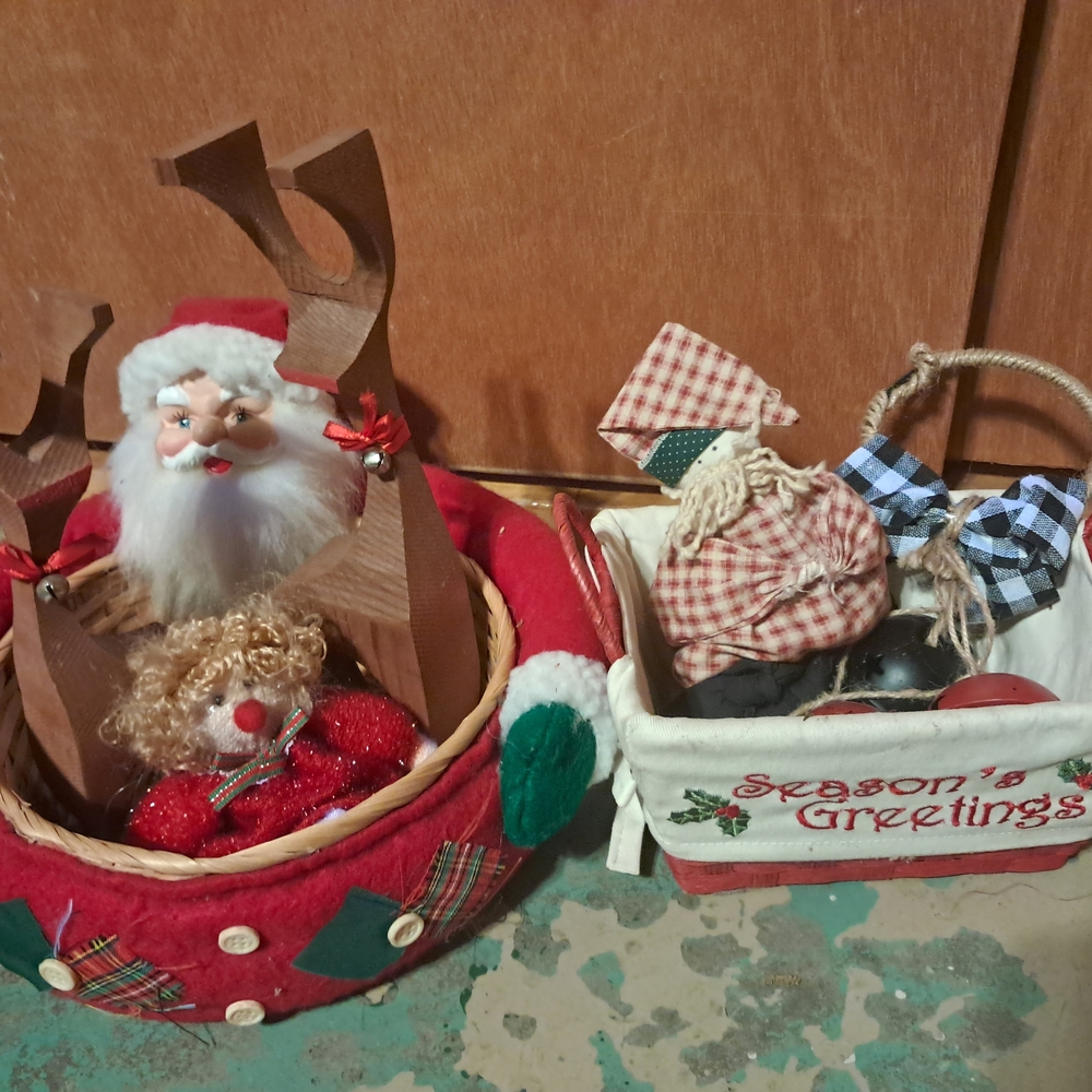 Vintage Christmas Decor Lot